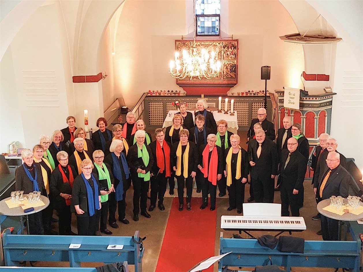 gem. Chor in der Kirche 