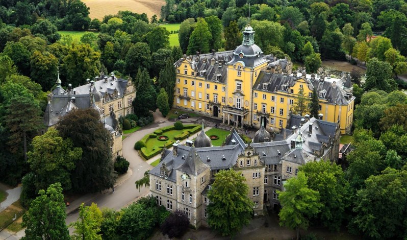 Ansicht aus der Luft vom Schloss Bückeburg